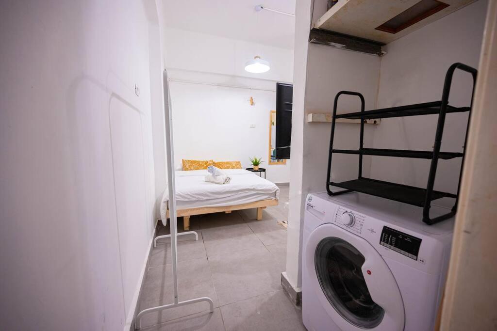Studio Apartment In Ben Yehuda Cozy And Convinent Tel Aviv Esterno foto